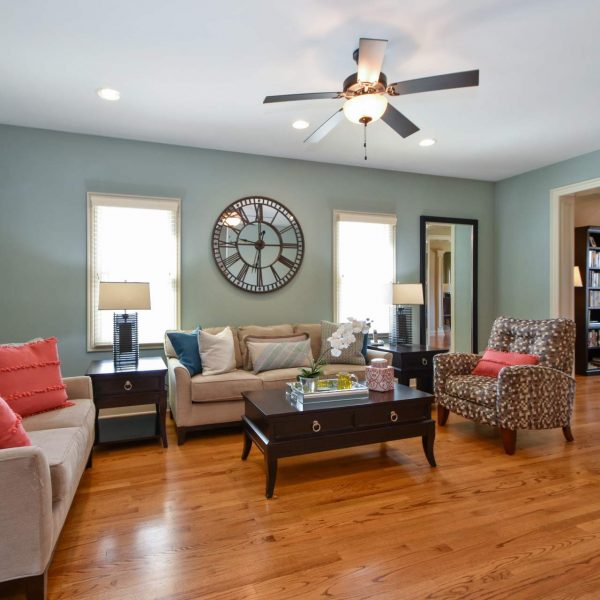 Evlyn’s North Vintage Charmer in Homer Glen