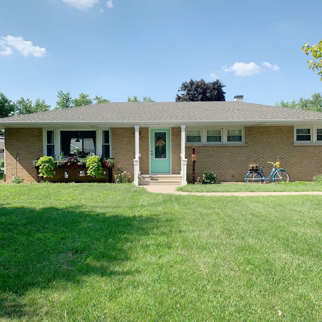 Lockport Home Aqua Door